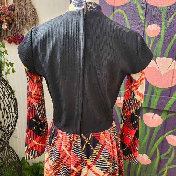 Vintage 1970's Toni Todd Plaid Maxi Dress - Picture 15 of 16
